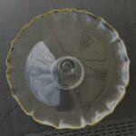 Klaasist vaagen kuldse servaga